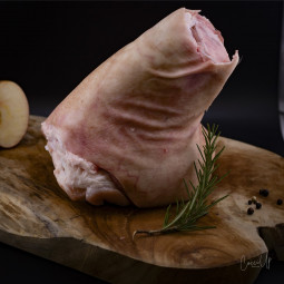 Jambonneau cru avec os